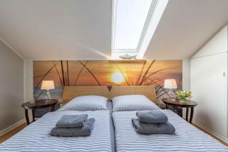 SEASIDE APARTMENTS - LIGHTHOUSE LOFt - 1