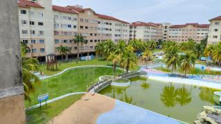 Cozy Studio Apartment in Tiara Beach Resort PD - Port Dickson - 1
