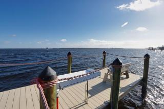 Stunning Waterfront Home with Southeast Bay Frontage - Villa Cuquita - Saint James City - 6