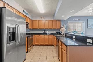 Malibu Pointe 401 Second row ocean view-Crescent Beach Section - Myrtle Beach - 5