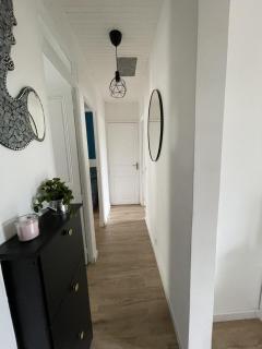 Bright T3 200m from the beach close to shops - Antibes - 7