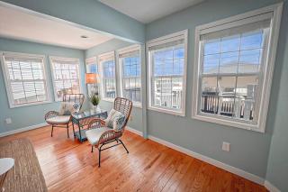 Lands End Retreat by Sea Scape Properties - Carolina Beach - 7