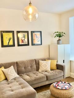 Flat1Hove- renovated, 2BR, patio, beach, free onsite parking - Hove - 7