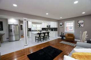 Stylish and Spacious An Oasis for Your Getaway! - Dumbarton - 9
