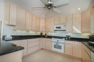 Great Beach Getaway, Beach & Pool, Sleeps 4 - 2
