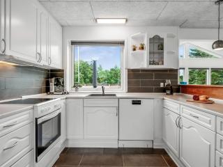 Holiday Home Amine - 300m to the inlet by Interhome - 7