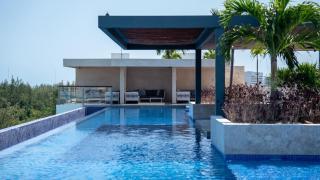 2BR Beachfront Exclusive Condo w/ Top Features - Cancún - 1