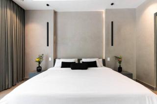 Modern Villa Hidden in Tropical Jungle Bliss - Playa Pelada - 8