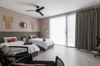 Modern Villa Hidden in Tropical Jungle Bliss - Playa Pelada - 7