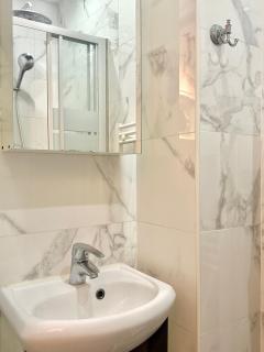 Chic & Modern Studio in Centre Paris Rambuteau - París - 3