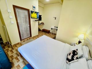 Aizawl Hotel - Āīzawl - 8