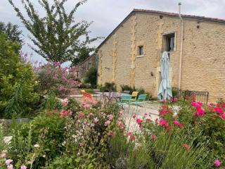 Chambre, sauna, piscine à la campagne - 3