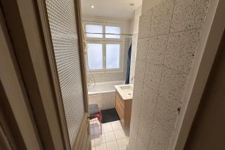 Beautiful T2 with balcony - near Parc Clichy - Paris - 6