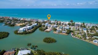 The Perfect Beach Getaway, 2 Bedroom, 2-Bath Home, Sleeps 7 - 7