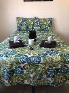 Crown Inn & Suites - 6