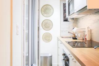bright studio with balcony quiet location - Paris - 6