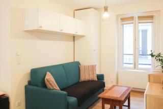bright studio with balcony quiet location - Paris - 2