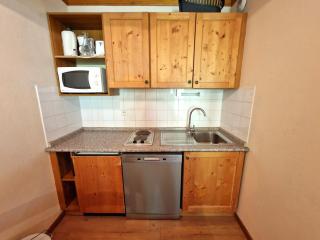 2 pièces pour 4 pers, balcon, à 30m du télécabine - FR-1-265-114 - Modane - 3