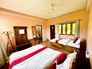 Tree Tops Retreat B&B - Sauraha - 6