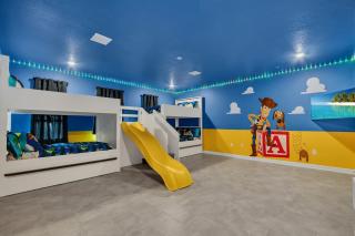 Disney'sToy Story Themed room and private pool/spa - Kissimmee - 3