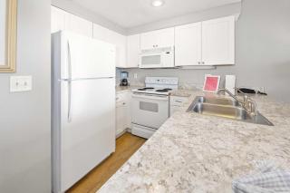 Luxury 6th Floor 1 BR Condo Direct Oceanfront Wyndham Ocean Walk Resort Daytona Beach | 610 - Daytona Beach - 4
