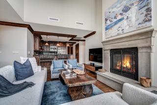 3 BR Ritz-Carlton Residence with Valley Views - 6