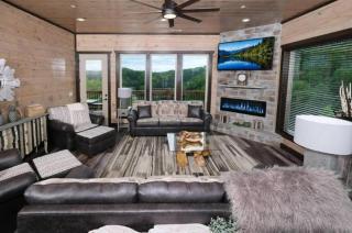 Majestic Pines Lodge - 6