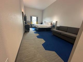 Microtel Inn & Suites by Wyndham Amarillo West - Amarillo - 4