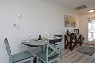 Stunning gorgeously remodeled canal-front pool home in Cape Coral - La Dolce Vita - Cape Coral - 6
