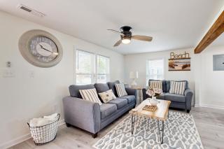 The Cheeky Crab - Whole House - 7