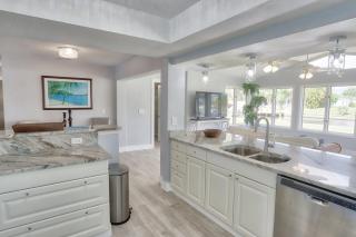 Maison de la Mer - Cape Coral Vacation Rental, Water front with direct access - Cape Coral - 4
