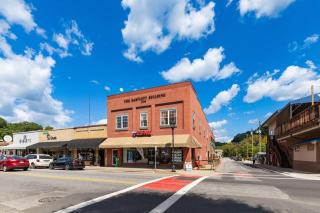 The Bartlett Apartment - Bryson City - 0