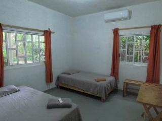 HOUSE FOR RENT WITH 2 ROOMS AC and WI-FI LOCATED IN BARRA DE LA CRUZ - Barra de la Cruz - 0