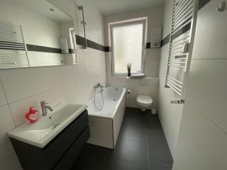 Große Wohnung mit Balkon-Zentrum - Oberhausen - 9