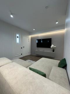 Двух комнатная квартира - 6