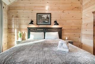 Spectacular Cabin with indoor pool and a hot tub Smokies Views - Gatlinburg - 1