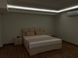 The Majestic - 1BHK - Self Check In - 1