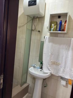 4 Bedroom Shortlet At Chevron Drive Lekki Lagos - Ikota - 3