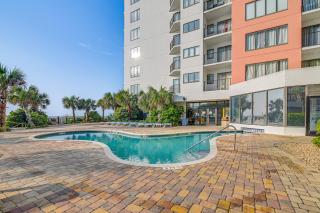 Oceanfront Condo with Resort Perks in Myrtle Beach - 9