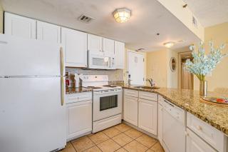 Oceanfront Condo with Resort Perks in Myrtle Beach - Myrtle Beach - 3