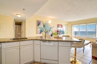Oceanfront Condo with Resort Perks in Myrtle Beach - 2