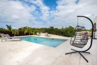 Villas private pool Long Bay Hills, Turks and Caicos Islands - 4