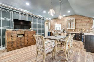 Benton Harbor Home 3 Mi to Beach Grill and Yard - 9