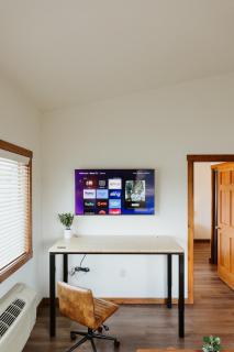 Kintla Ridge Suite Near Logan Hospital - 2