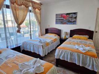 Hostal Cerro Azul - Puerto Villamil - 7
