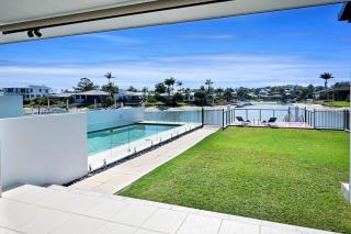 Mooloolaba Waterfront Luxury - 3