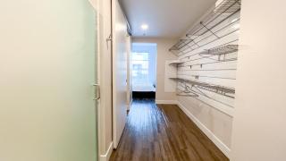 Stunning Hollywood Sign View - 8