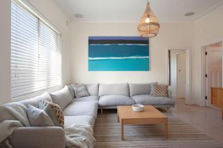 Morning Ray, Bronte IH - Sydney - 9