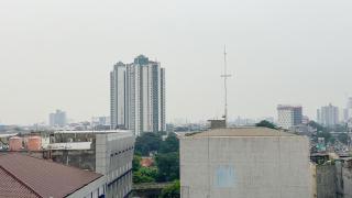 Luxury 2BR at 8th Floor Menteng Square Apartment By Travelio - Jacarta - 1