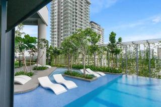 Convenient & Luxury Suite with Queen Bed S-23-11A - 9